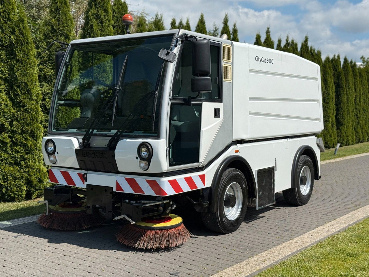 Schmidt BUCHER CITYCAT 5000 SWEEPER - Autočistilica: slika 1 Schmidt BUCHER CITYCAT 5000 SWEEPER - Autočistilica: slika 1