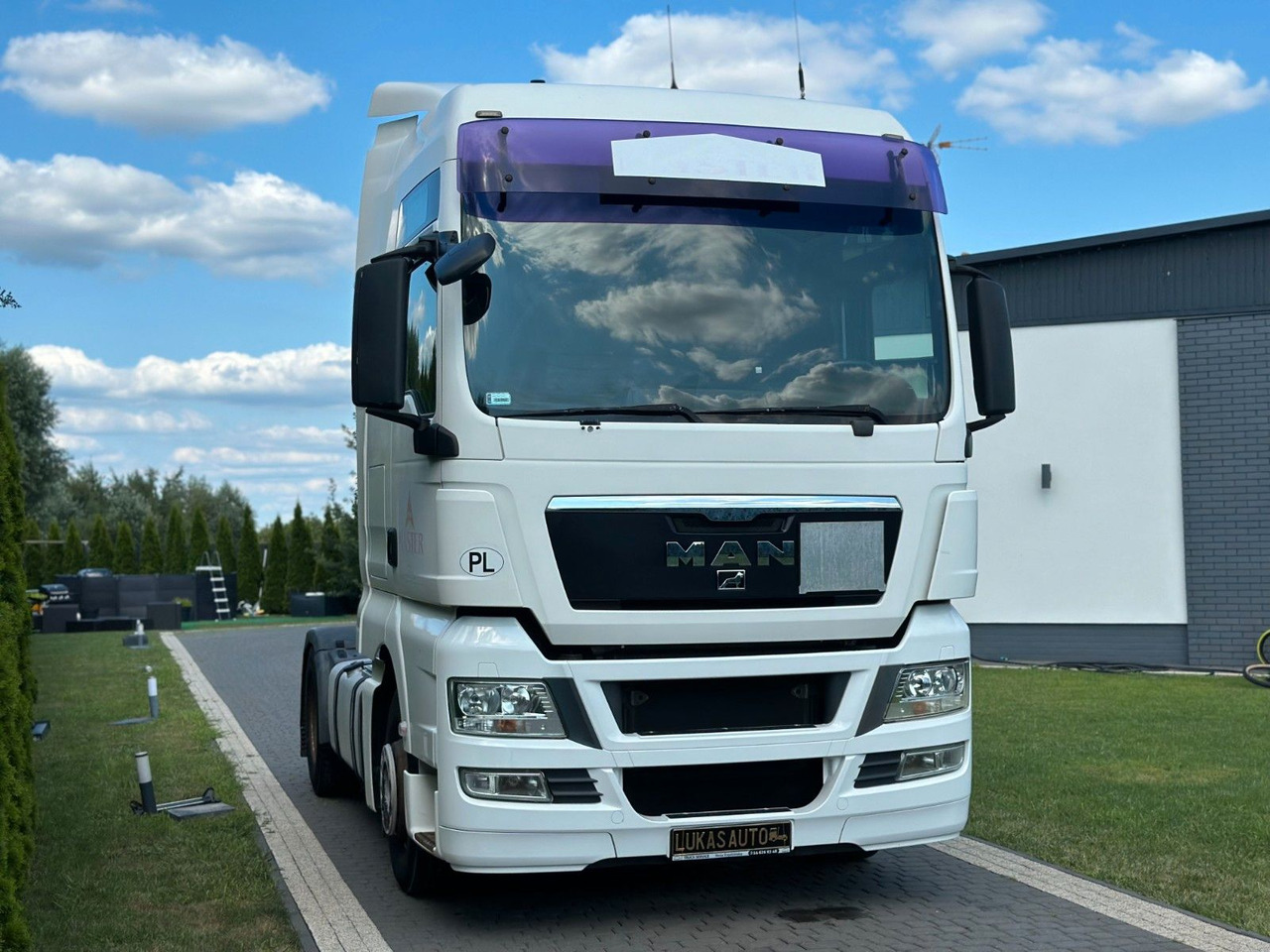 MAN TGX 18.440 XXL RETARDER - Tegljač: slika 3 MAN TGX 18.440 XXL RETARDER - Tegljač: slika 3