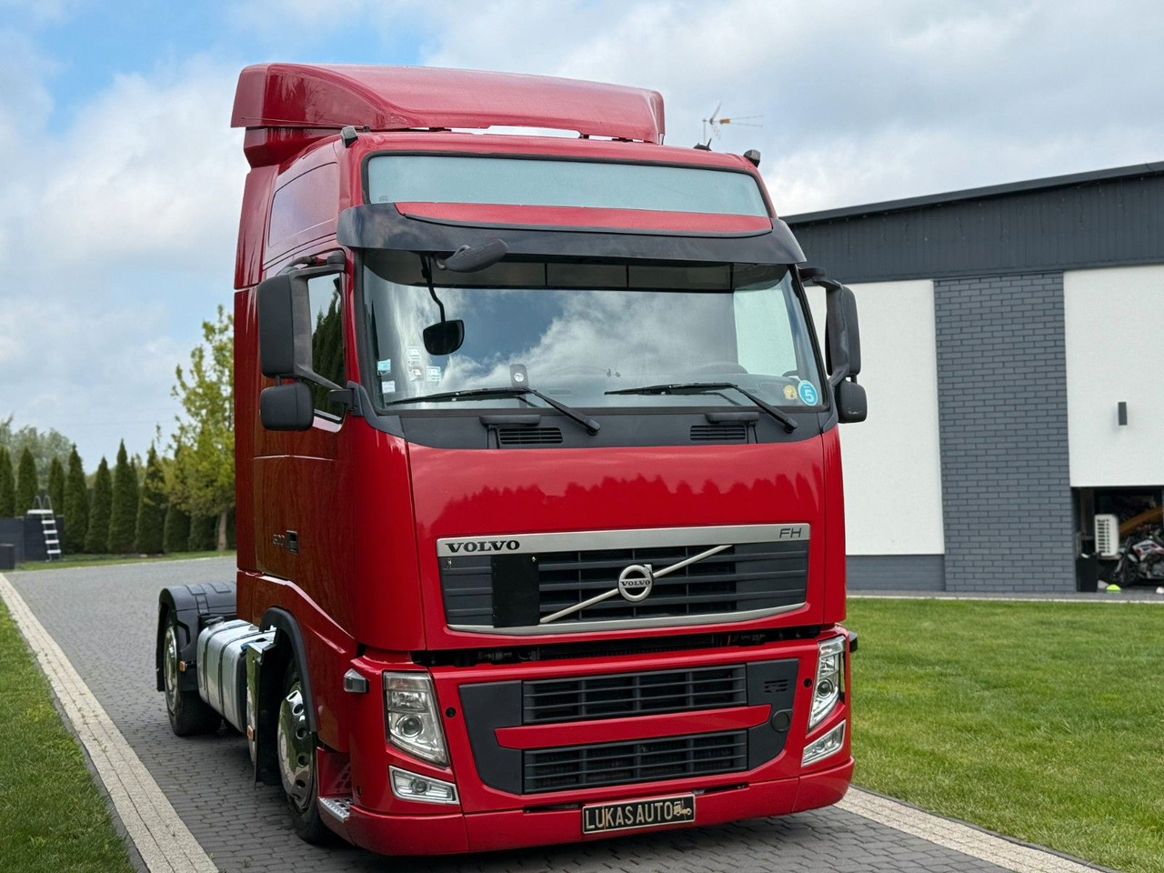 Volvo FH 500 LOW DECK LOW KMS - Tegljač: slika 3 Volvo FH 500 LOW DECK LOW KMS - Tegljač: slika 3