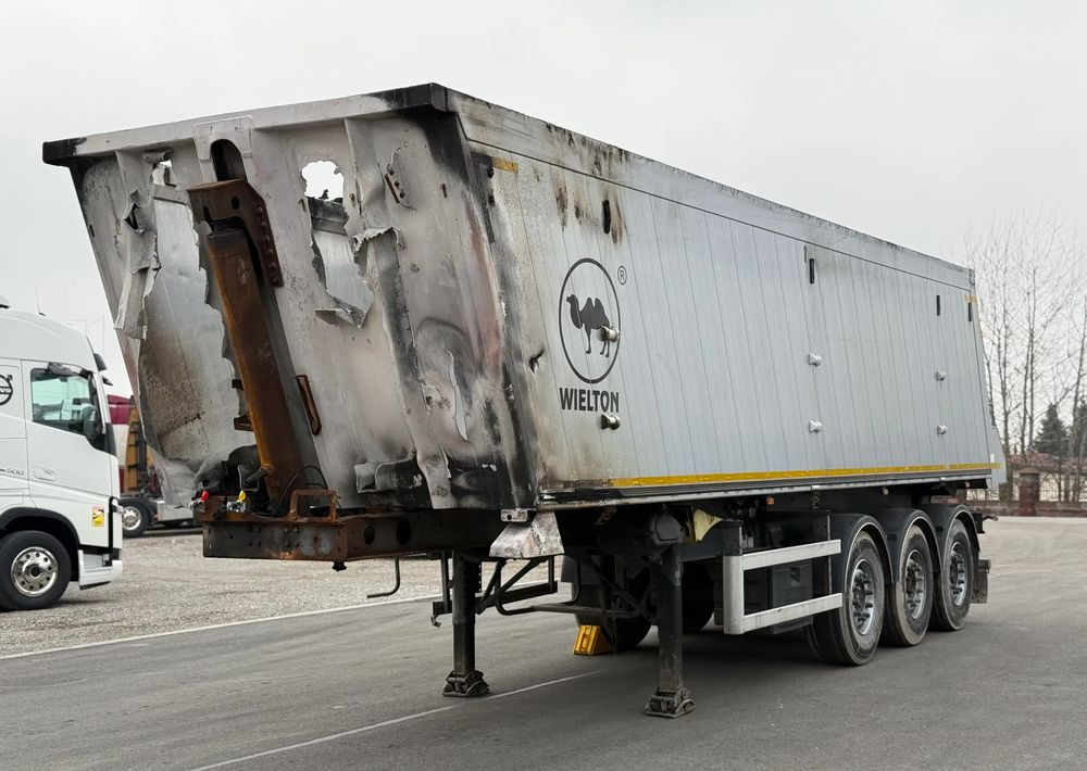 Wielton 42 m3 OSIE SAF USZKODZONY - Poluprikolica istovarivača: slika 3 Wielton 42 m3 OSIE SAF USZKODZONY - Poluprikolica istovarivača: slika 3