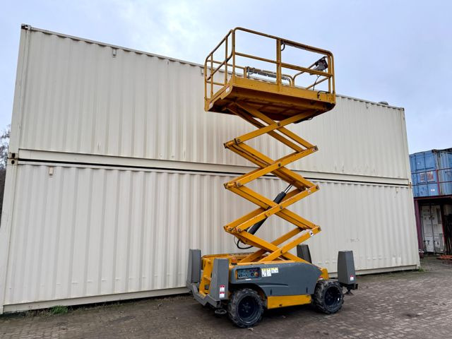 Haulotte Compact 10DX 4x4 Diesel / 10 Meter - Lift u obliku makaza: slika 1 Haulotte Compact 10DX 4x4 Diesel / 10 Meter - Lift u obliku makaza: slika 1