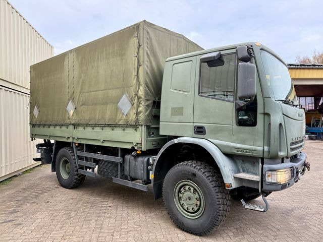 Iveco 140E24 4x4 / Armee / / Camper - Kamion sa ceradom: slika 2 Iveco 140E24 4x4 / Armee / / Camper - Kamion sa ceradom: slika 2