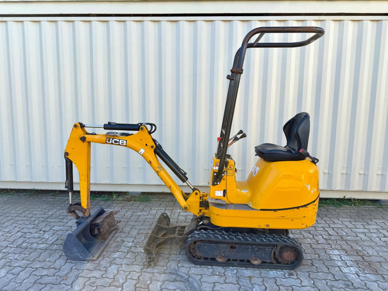 JCB 8008 CTS, 2020 BJ, 576 BH, 2 x Löffel - Mini bager: slika 2 JCB 8008 CTS, 2020 BJ, 576 BH, 2 x Löffel - Mini bager: slika 2