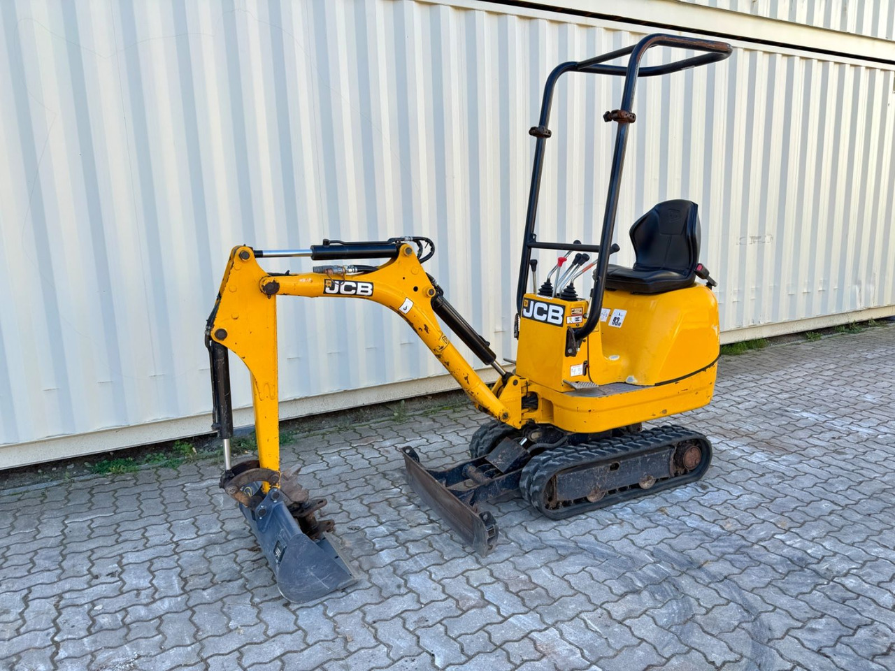 JCB 8008 CTS, 2020 BJ, 576 BH, 2 x Löffel - Mini bager: slika 1 JCB 8008 CTS, 2020 BJ, 576 BH, 2 x Löffel - Mini bager: slika 1