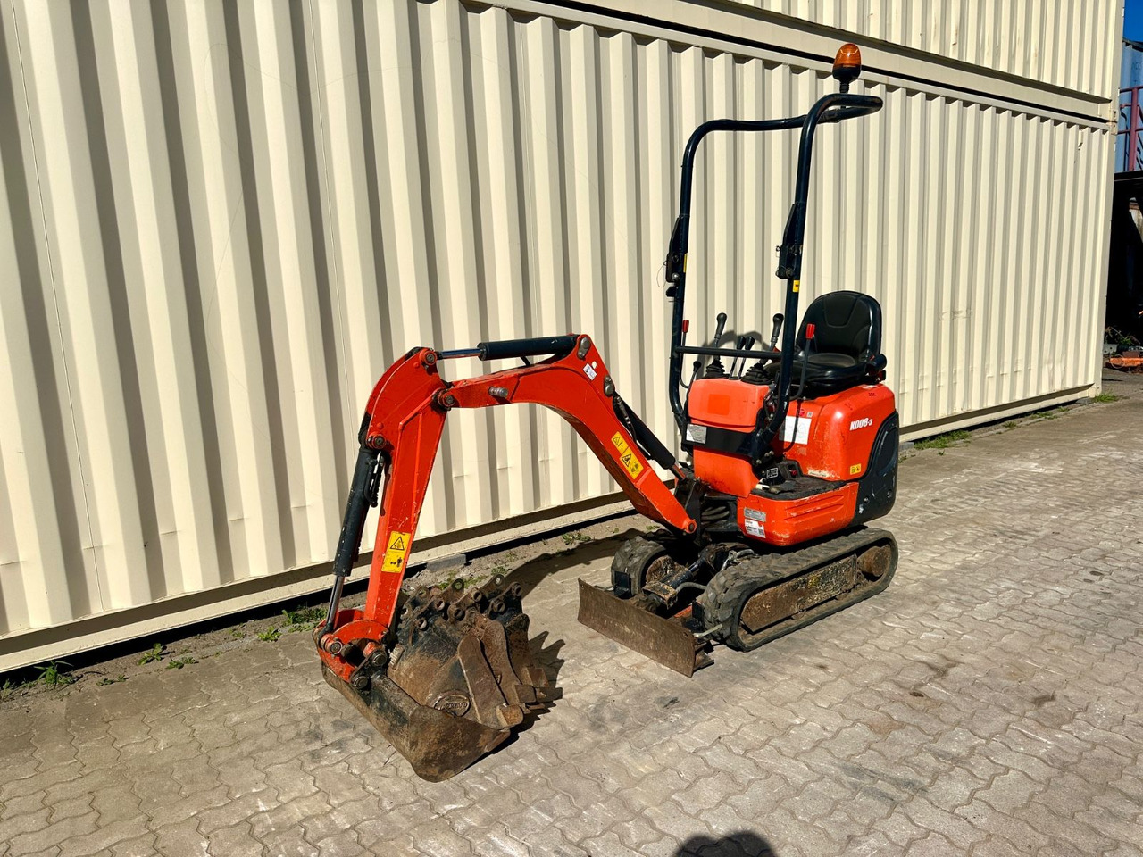Kubota K008-3 / 2021 BJ / 725 H / 4 x Löffel - Mini bager: slika 2 Kubota K008-3 / 2021 BJ / 725 H / 4 x Löffel - Mini bager: slika 2