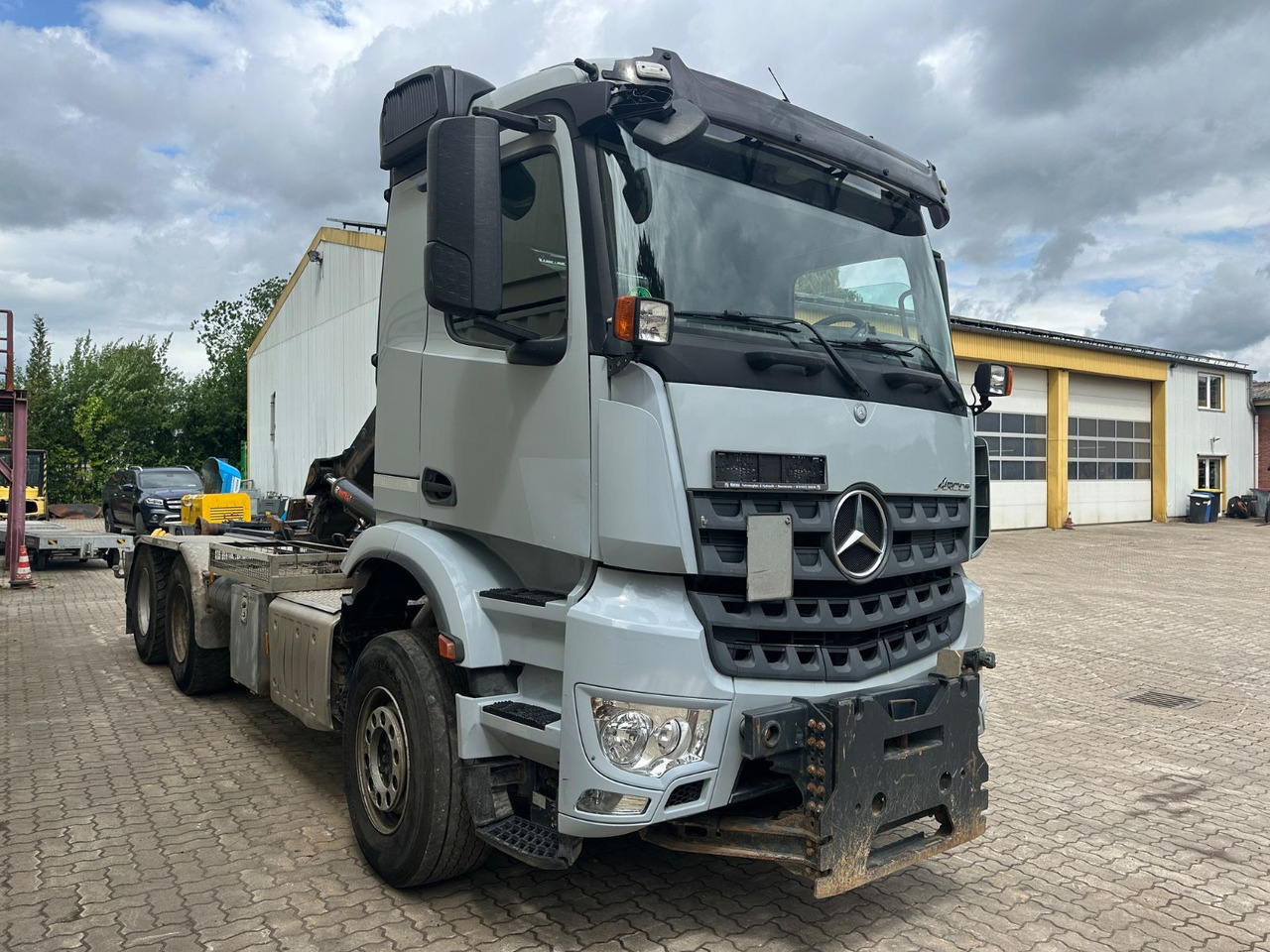 Mercedes-Benz Arocs 2643/Hiab M. /1. Hd /R.St. 3.90m/265.773KM - Kamion sa hidrauličnom kukom: slika 4 Mercedes-Benz Arocs 2643/Hiab M. /1. Hd /R.St. 3.90m/265.773KM - Kamion sa hidrauličnom kukom: slika 4