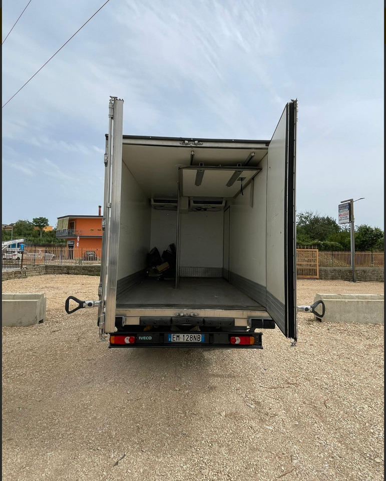 IVECO EUROCARGO 75E18 - Hladnjača: slika 3 IVECO EUROCARGO 75E18 - Hladnjača: slika 3