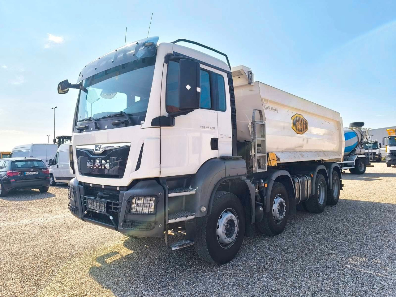 MAN TGS 41.420 MEILLER KIPPER - Kamion za utovaranje kontejnera: slika 3 MAN TGS 41.420 MEILLER KIPPER - Kamion za utovaranje kontejnera: slika 3