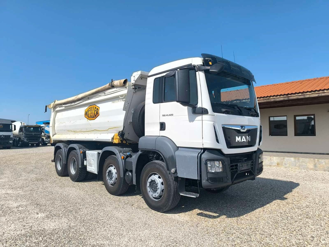 MAN TGS 41.420 MEILLER KIPPER - Kamion za utovaranje kontejnera: slika 1 MAN TGS 41.420 MEILLER KIPPER - Kamion za utovaranje kontejnera: slika 1