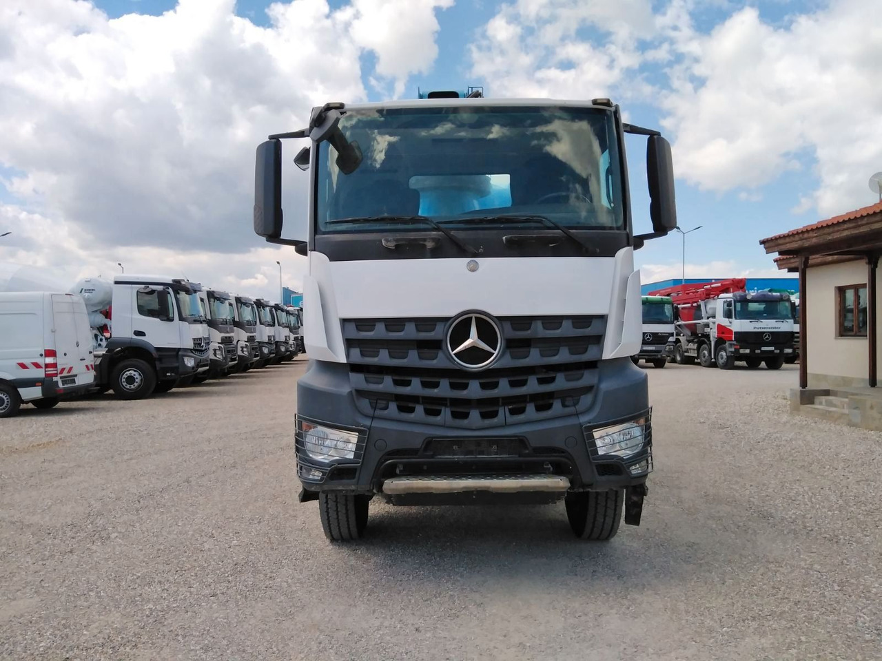 Mercedes-Benz AROCS 4140 CIFA MAGNUM MK28.4L 8X6 - Auto pumpa za beton: slika 2 Mercedes-Benz AROCS 4140 CIFA MAGNUM MK28.4L 8X6 - Auto pumpa za beton: slika 2