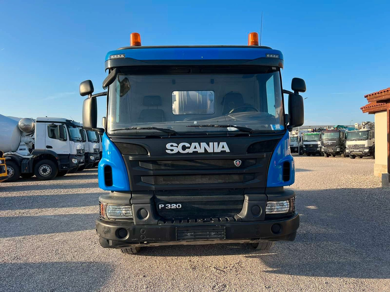 Scania P320 LIEBHERR 4M3 - Mikser za beton: slika 2 Scania P320 LIEBHERR 4M3 - Mikser za beton: slika 2