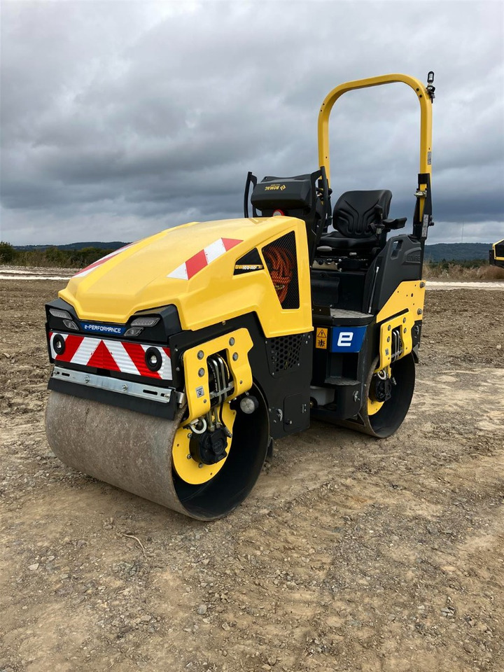 BOMAG DE BW 100 ADe-5 - Valjak: slika 1 BOMAG DE BW 100 ADe-5 - Valjak: slika 1