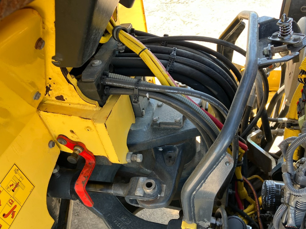 BOMAG DE BW 161 AD-5 Stage IIIb/Tier 4i - Valjak: slika 5 BOMAG DE BW 161 AD-5 Stage IIIb/Tier 4i - Valjak: slika 5