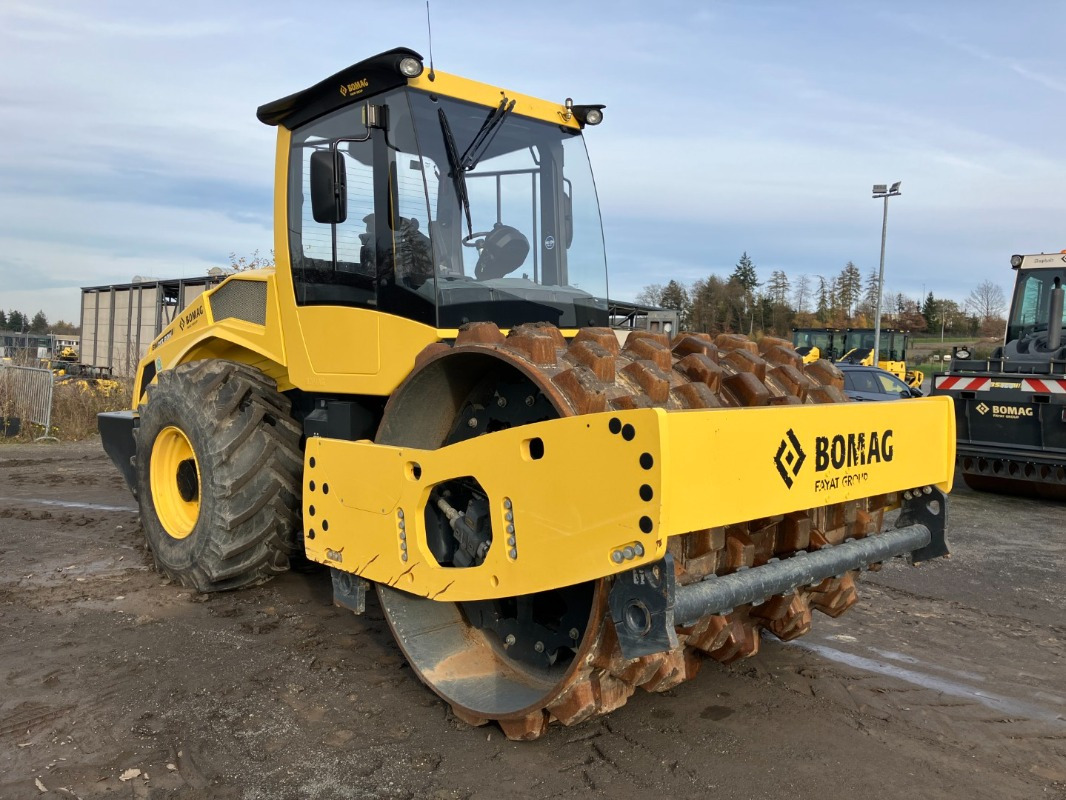 Valjak BOMAG DE BW 213 PDH-5 Stage V/Tier 4f: slika 31 Valjak BOMAG DE BW 213 PDH-5 Stage V/Tier 4f: slika 31