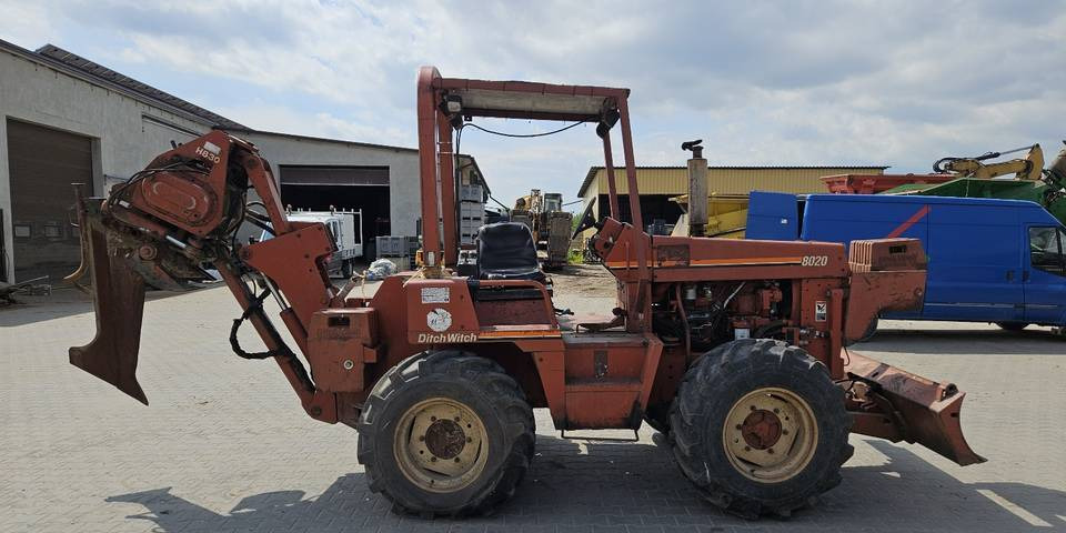 Pługoukładacz wibropług Ditch Witch 8020 układanie kabli światłowód - Građevinska mašina: slika 5 Pługoukładacz wibropług Ditch Witch 8020 układanie kabli światłowód - Građevinska mašina: slika 5