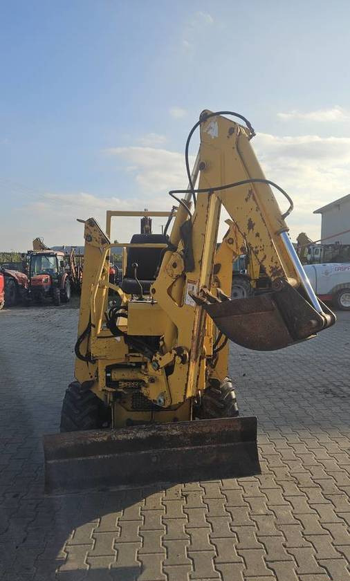 Koparka łańcuchowa Vermeer V3550 przesuw ramie kopiące pług - Rovokopač: slika 3 Koparka łańcuchowa Vermeer V3550 przesuw ramie kopiące pług - Rovokopač: slika 3