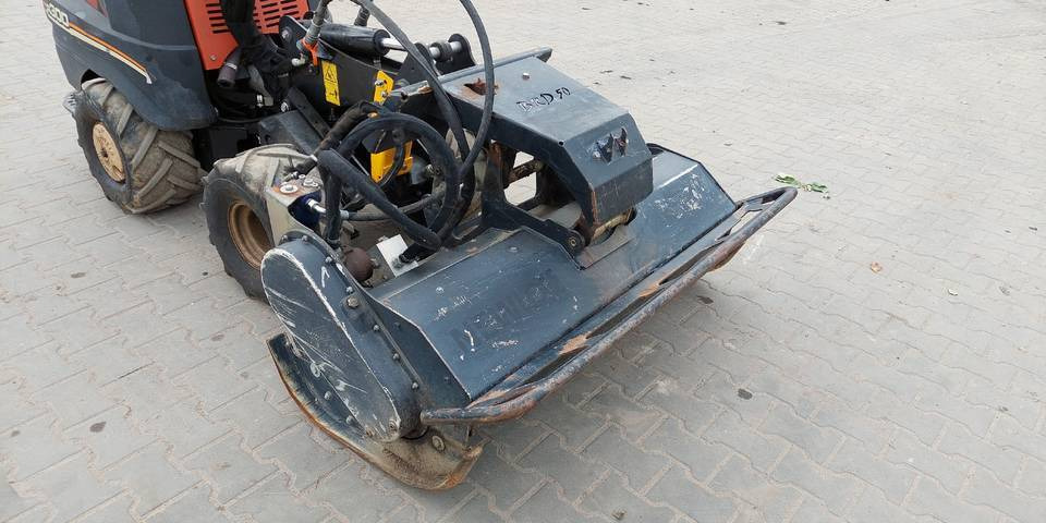 Rotadairon BRD50 mulczer kosiarka Ditch Witch R300, Avant - Tarup: slika 4 Rotadairon BRD50 mulczer kosiarka Ditch Witch R300, Avant - Tarup: slika 4
