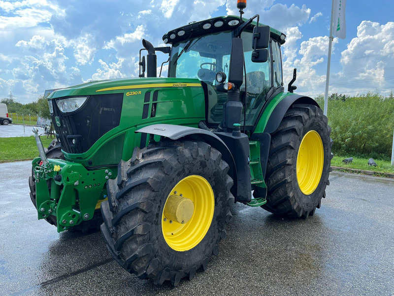 John Deere 6230R - Traktor: slika 1 John Deere 6230R - Traktor: slika 1