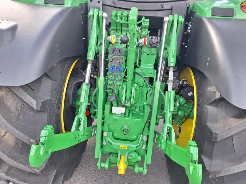 Traktor John Deere 6R 155: slika 11