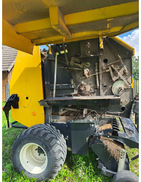 New Holland BR 6090 - Balirka za okrugle bale: slika 5 New Holland BR 6090 - Balirka za okrugle bale: slika 5