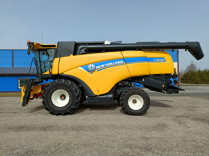 New Holland CX 8.85 - Kombinovani kombajn: slika 2 New Holland CX 8.85 - Kombinovani kombajn: slika 2