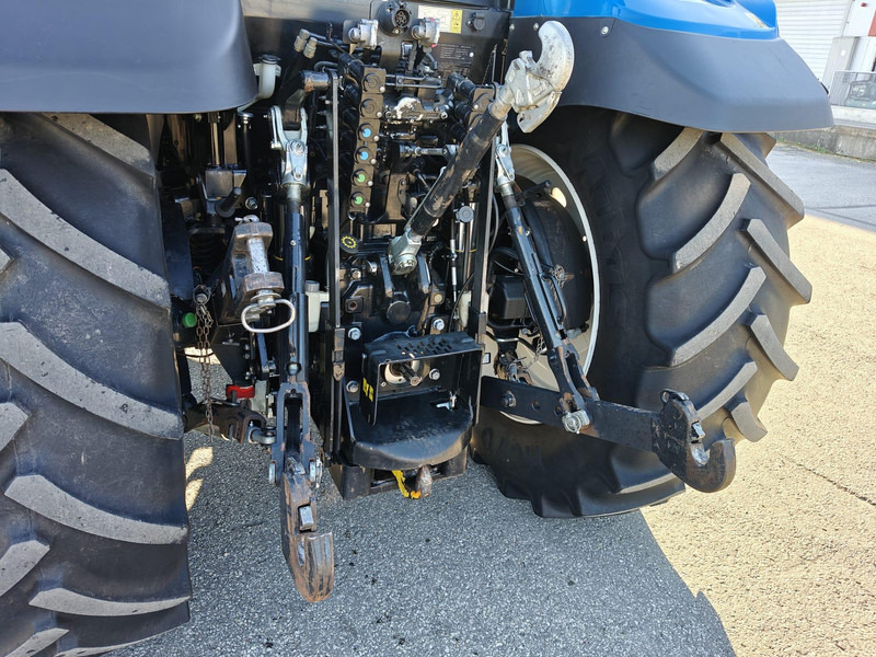 Traktor New Holland T6.180 DC: slika 10 Traktor New Holland T6.180 DC: slika 10