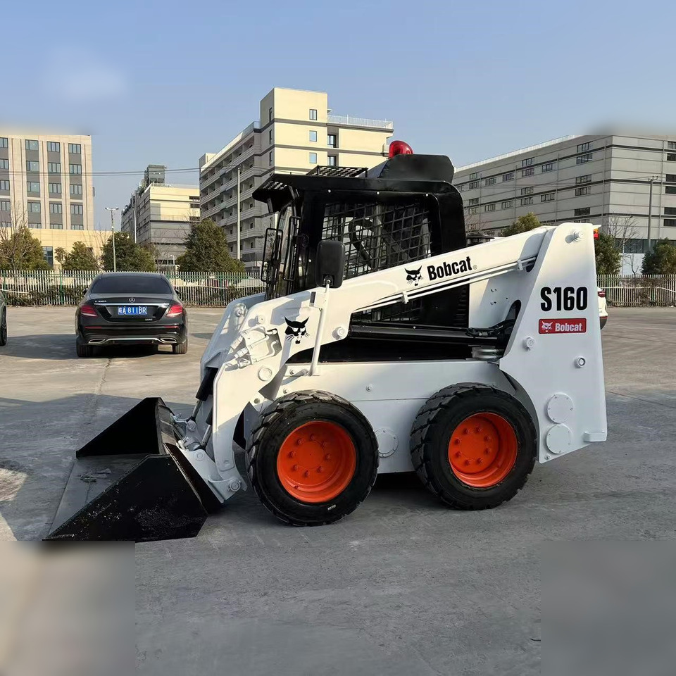 BOBCAT S160 - Mini utovarivač: slika 1 BOBCAT S160 - Mini utovarivač: slika 1