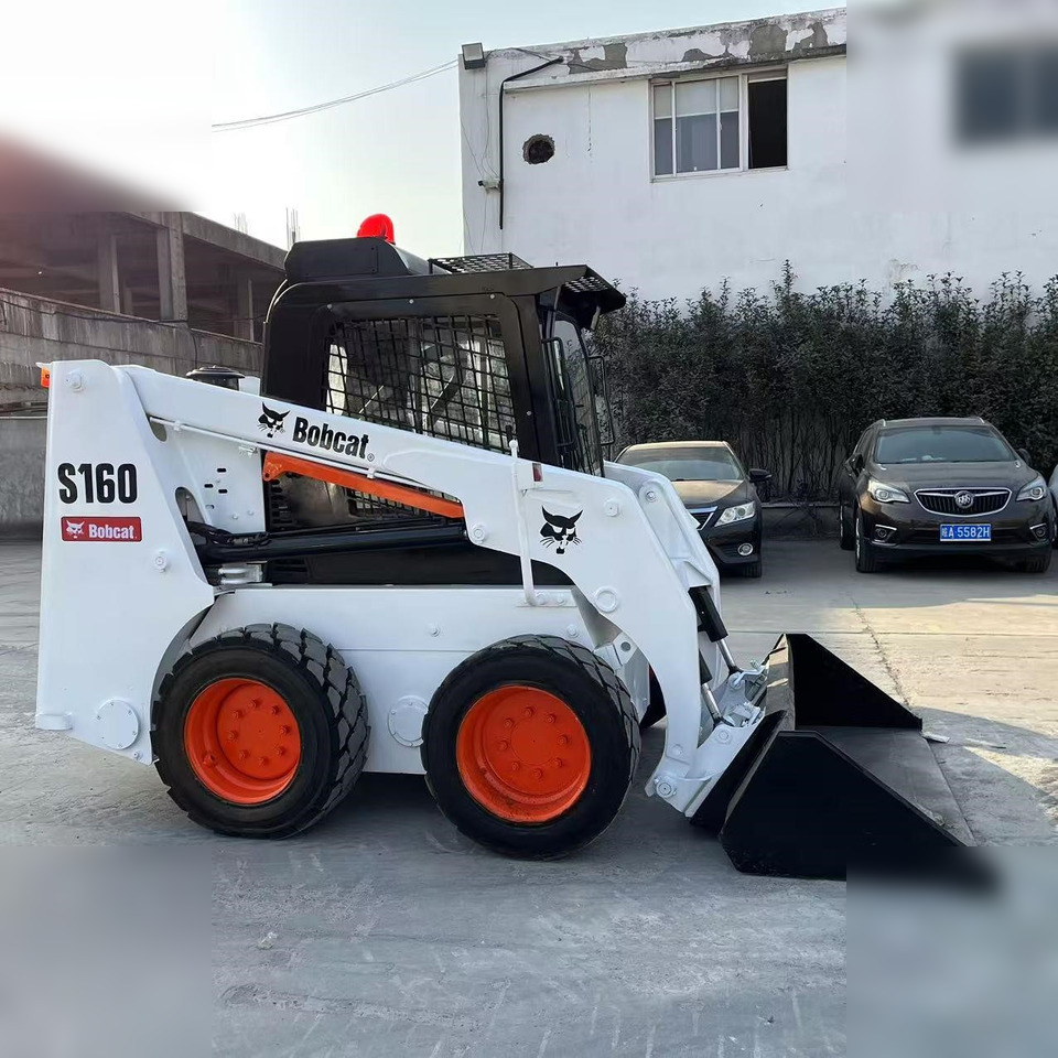 BOBCAT S160 - Mini utovarivač: slika 2 BOBCAT S160 - Mini utovarivač: slika 2