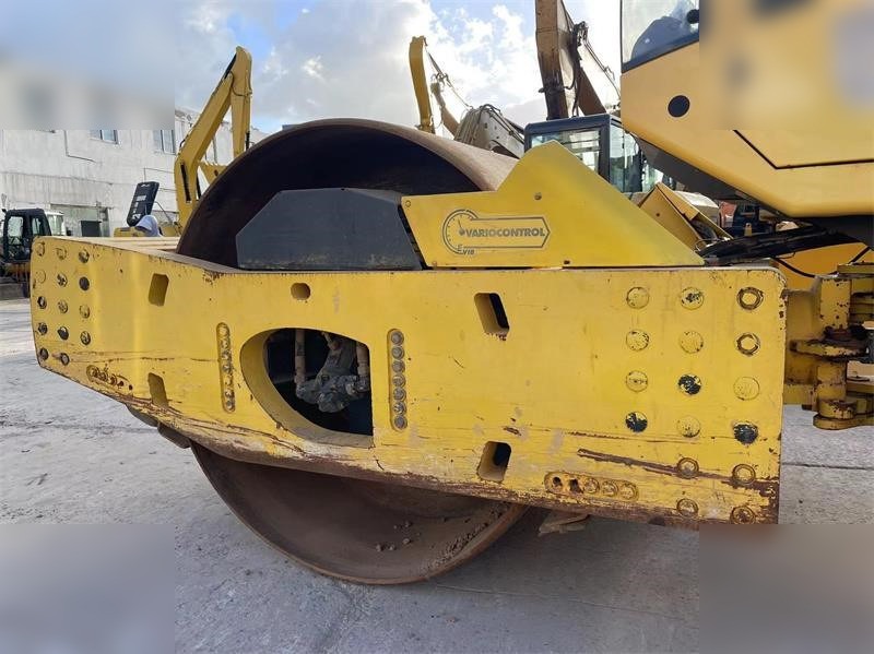 BOMAG BW226DH-4 - Valjak: slika 5 BOMAG BW226DH-4 - Valjak: slika 5
