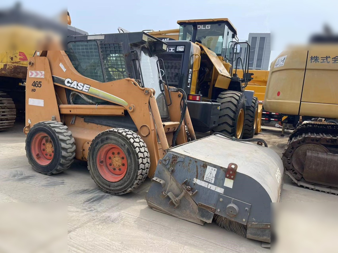 CASE 85XT - Mini utovarivač: slika 3 CASE 85XT - Mini utovarivač: slika 3