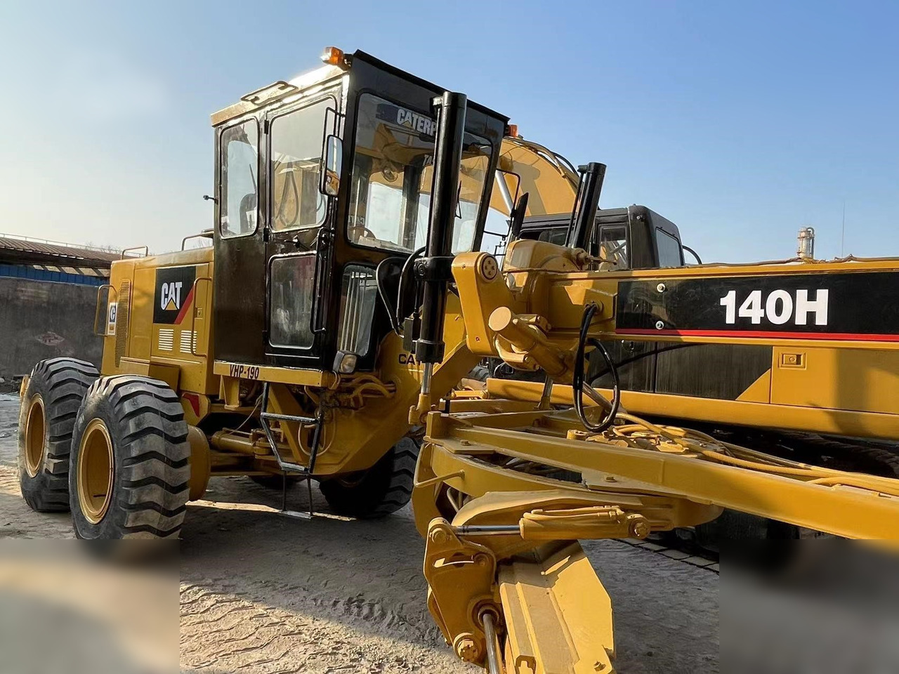 Grejder CATERPILLAR 140H: slika 11