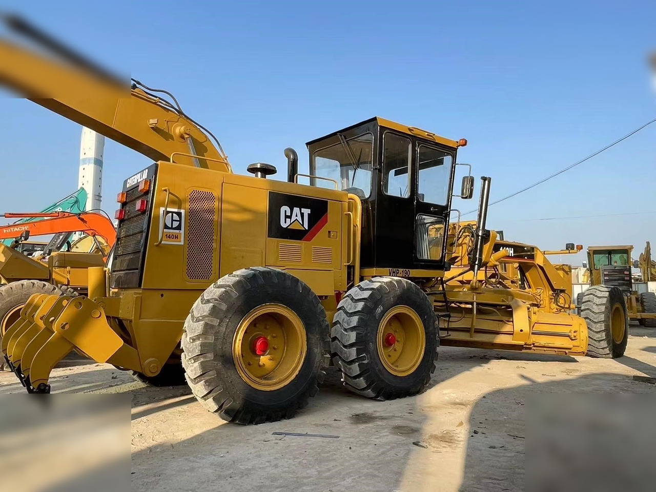Grejder CATERPILLAR 140H: slika 8