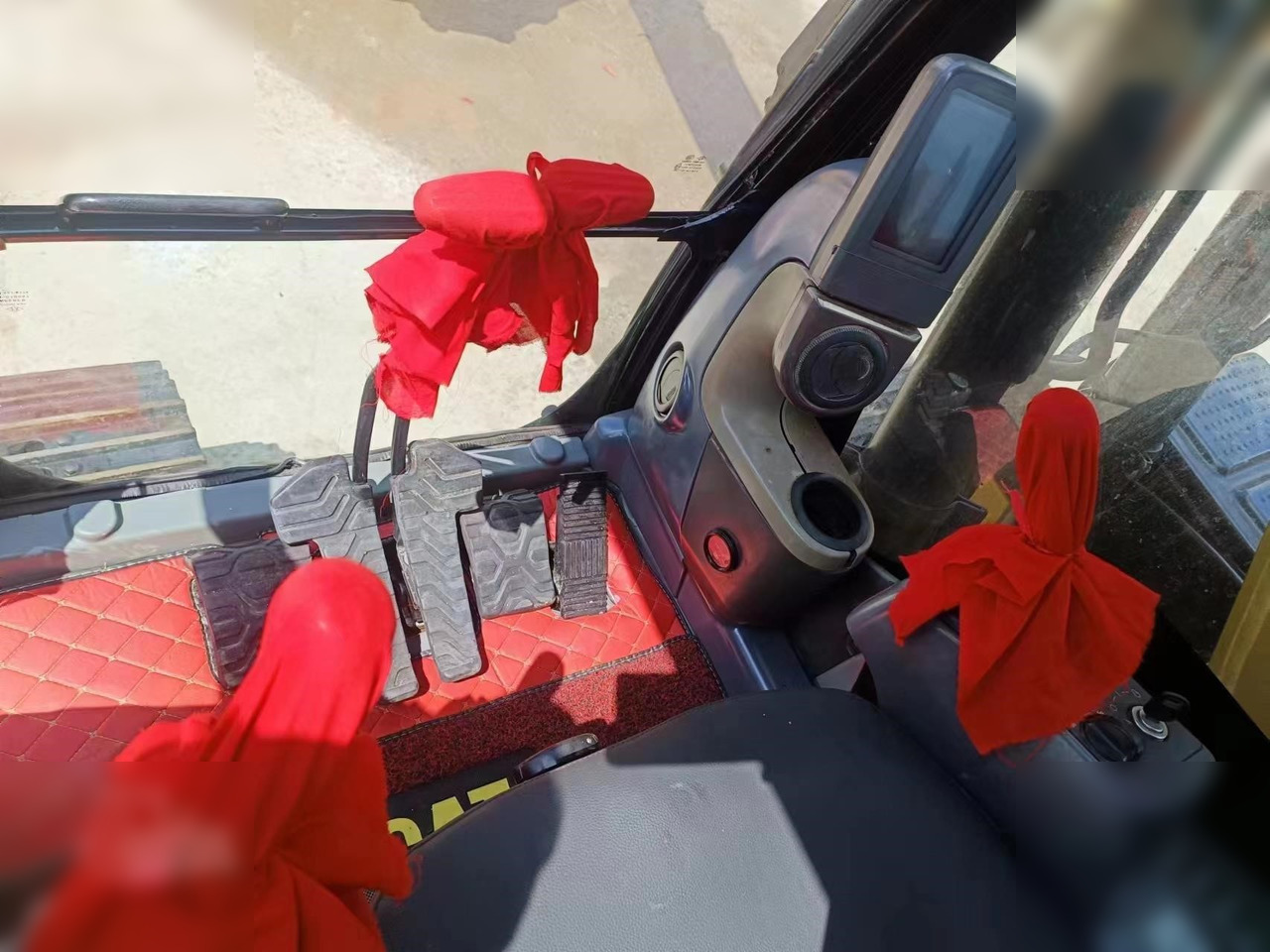 CATERPILLAR 312D - Bager guseničar: slika 5 CATERPILLAR 312D - Bager guseničar: slika 5