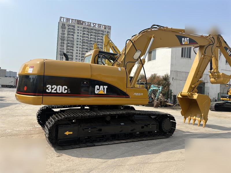 CATERPILLAR 320C - Bager guseničar: slika 1 CATERPILLAR 320C - Bager guseničar: slika 1