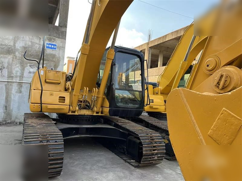 CATERPILLAR 320CL - Bager guseničar: slika 4 CATERPILLAR 320CL - Bager guseničar: slika 4