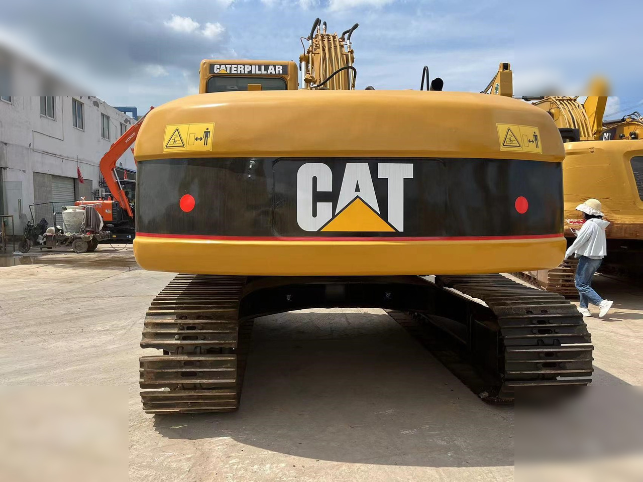 CATERPILLAR 320CL - Bager guseničar: slika 2 CATERPILLAR 320CL - Bager guseničar: slika 2