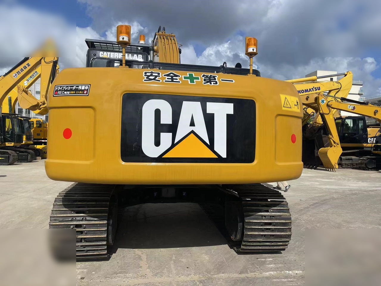 CATERPILLAR 320D - Bager guseničar: slika 5 CATERPILLAR 320D - Bager guseničar: slika 5