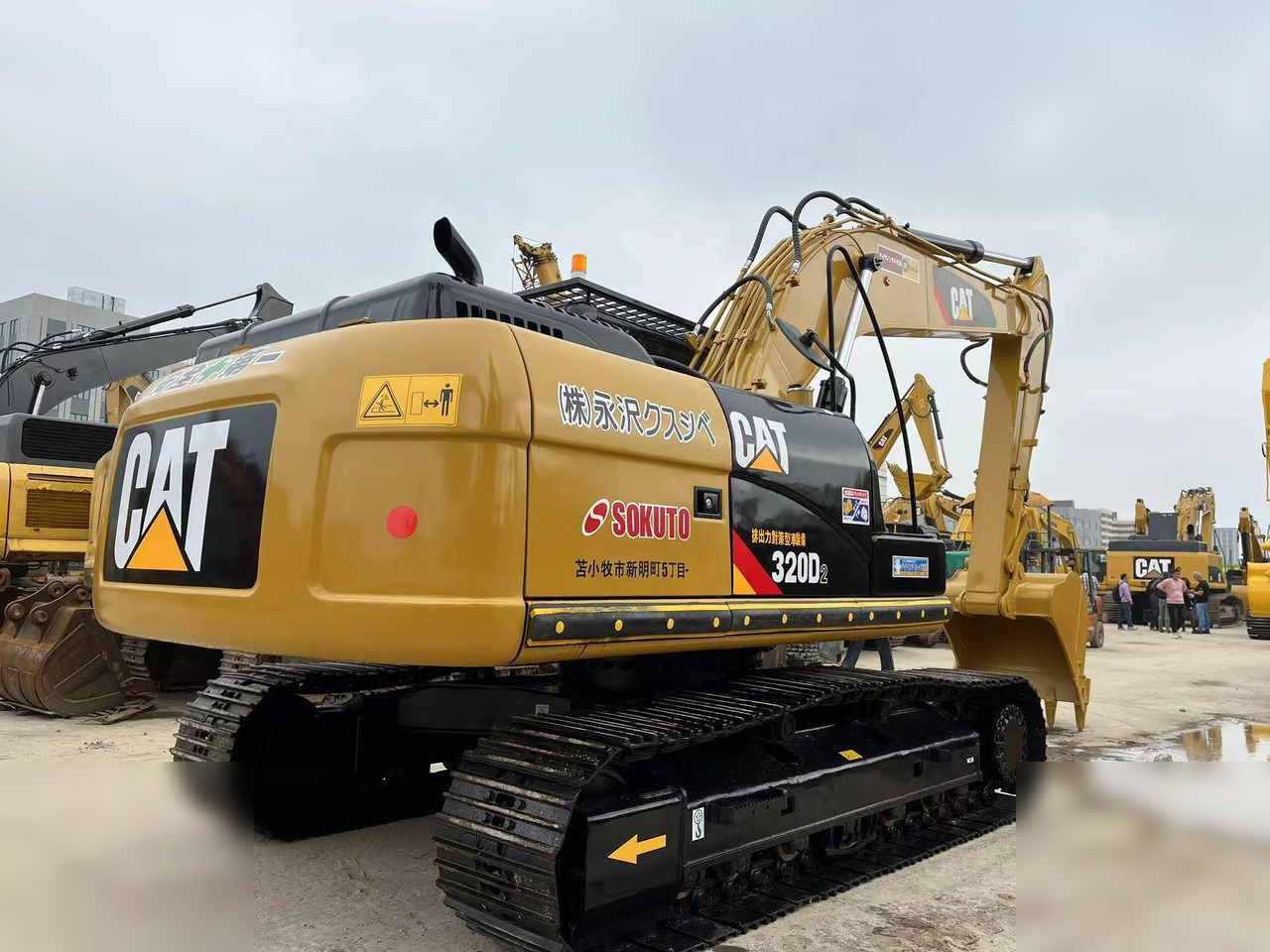 CATERPILLAR 320D2 - Bager guseničar: slika 3 CATERPILLAR 320D2 - Bager guseničar: slika 3