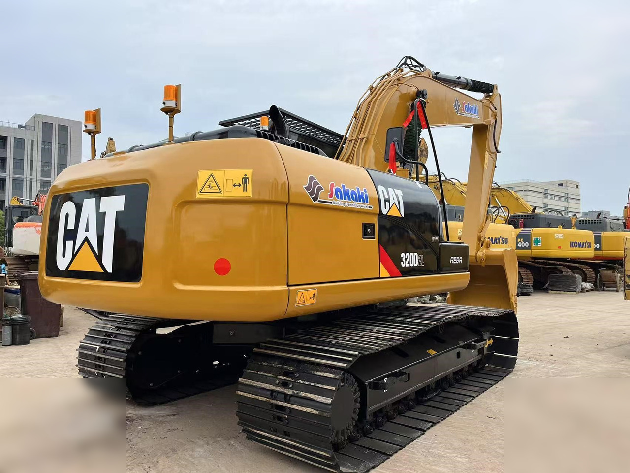 CATERPILLAR 320D2L - Bager guseničar: slika 2 CATERPILLAR 320D2L - Bager guseničar: slika 2