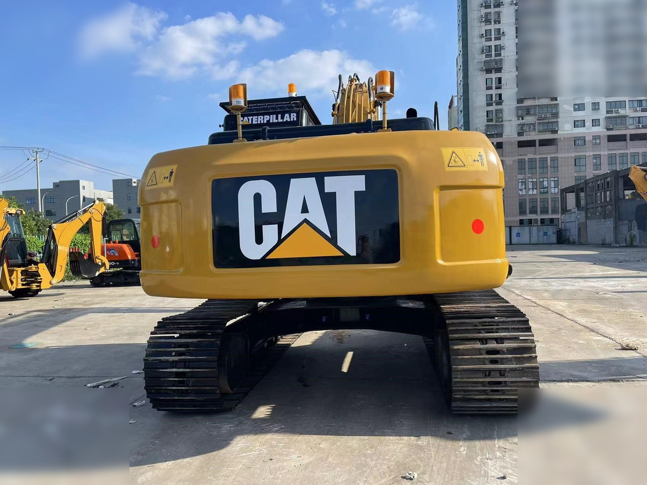 CATERPILLAR 320DL - Bager guseničar: slika 4 CATERPILLAR 320DL - Bager guseničar: slika 4