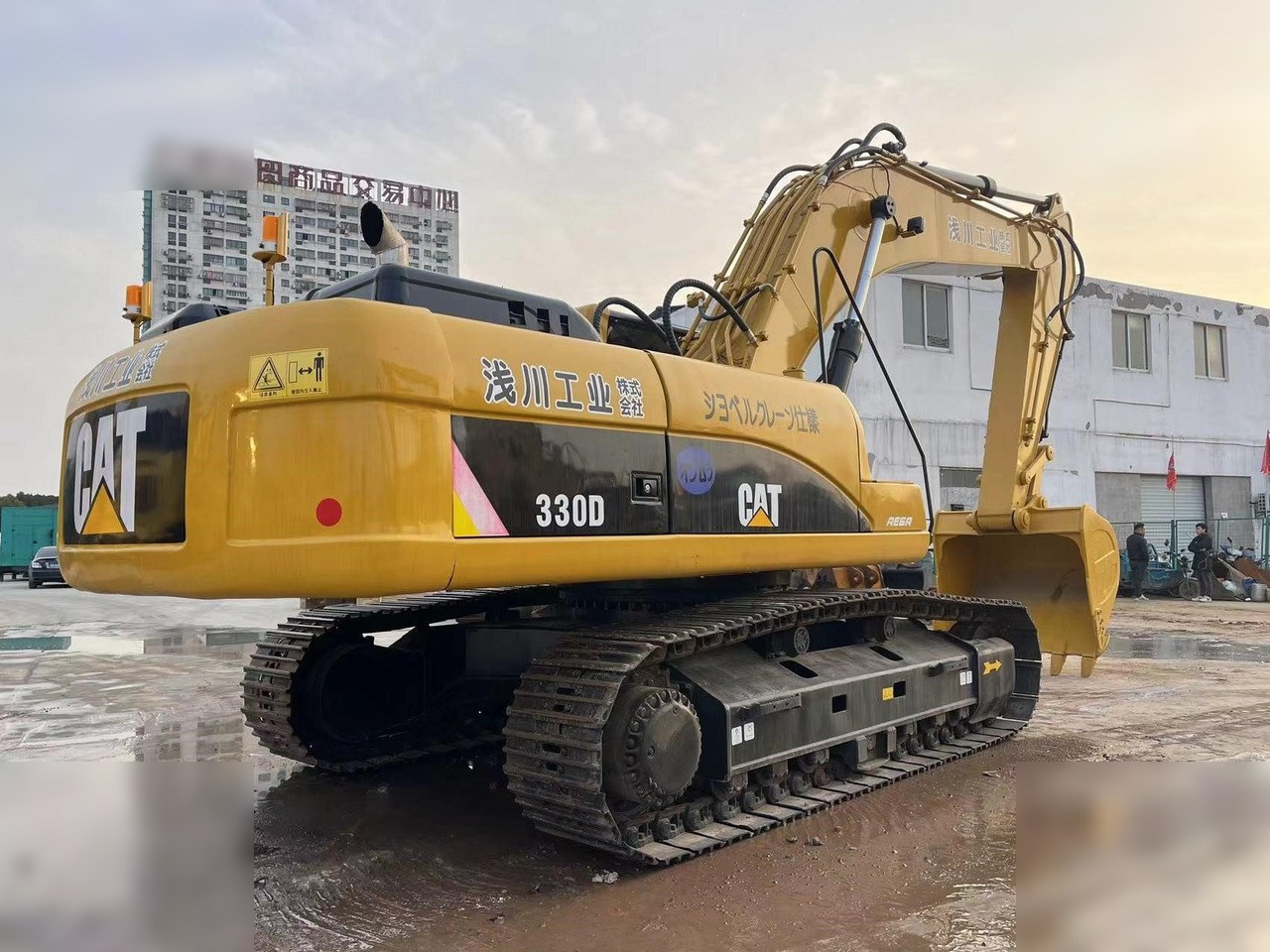 CATERPILLAR 330D - Bager guseničar: slika 4 CATERPILLAR 330D - Bager guseničar: slika 4
