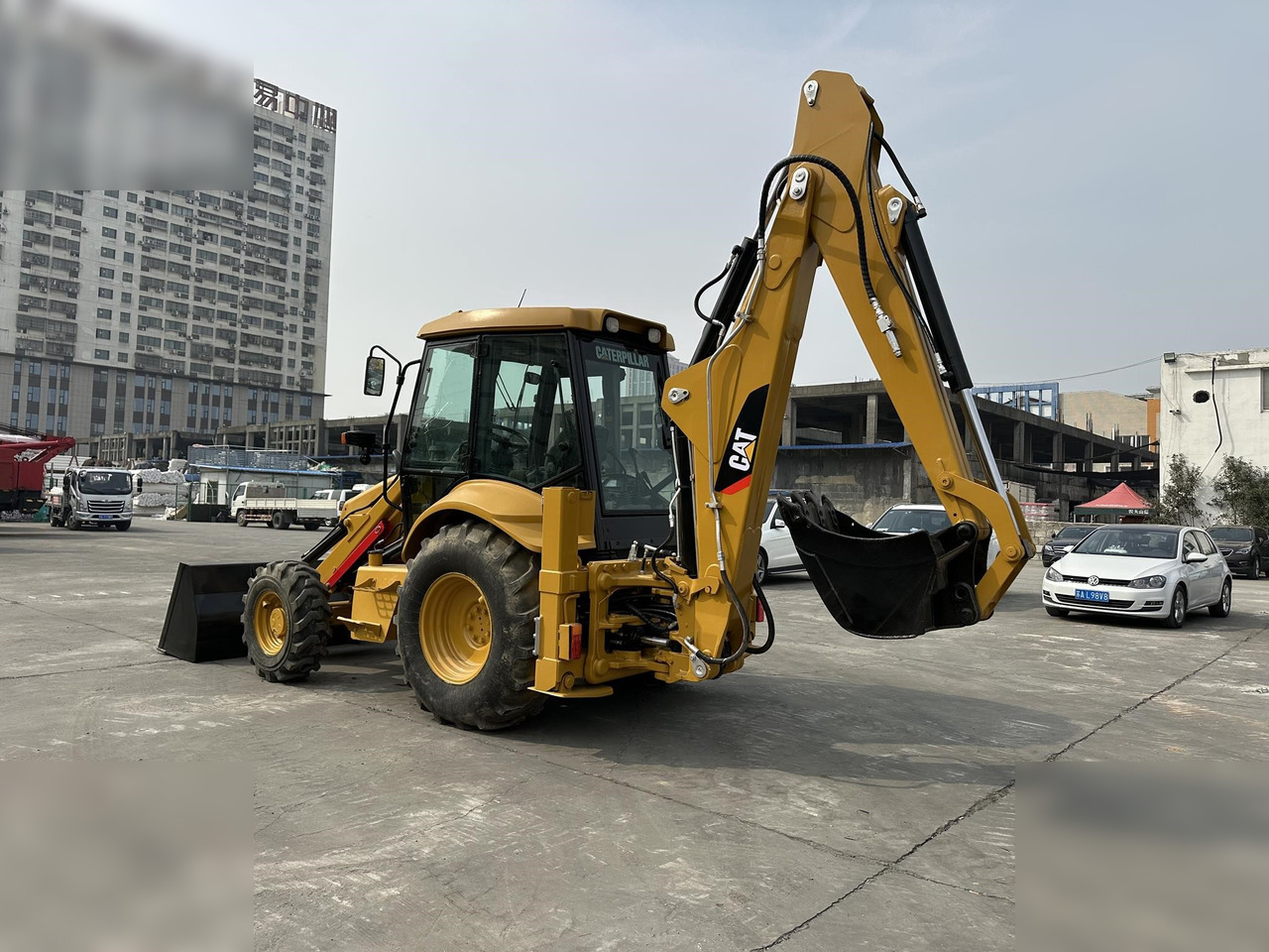 CATERPILLAR 420F - Bager utovarivač: slika 5 CATERPILLAR 420F - Bager utovarivač: slika 5
