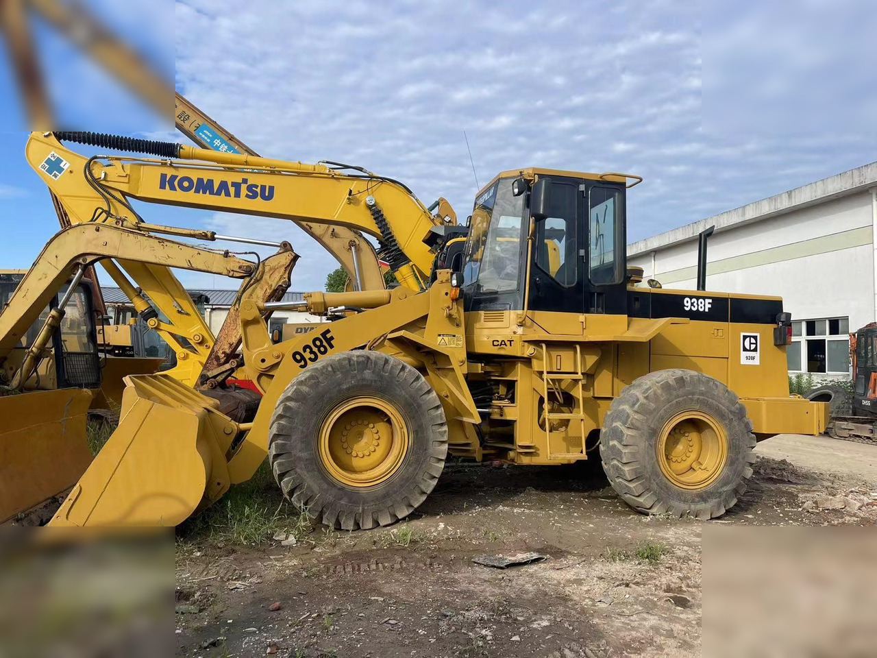 CATERPILLAR 938F - Utovarivač točkaš: slika 2 CATERPILLAR 938F - Utovarivač točkaš: slika 2