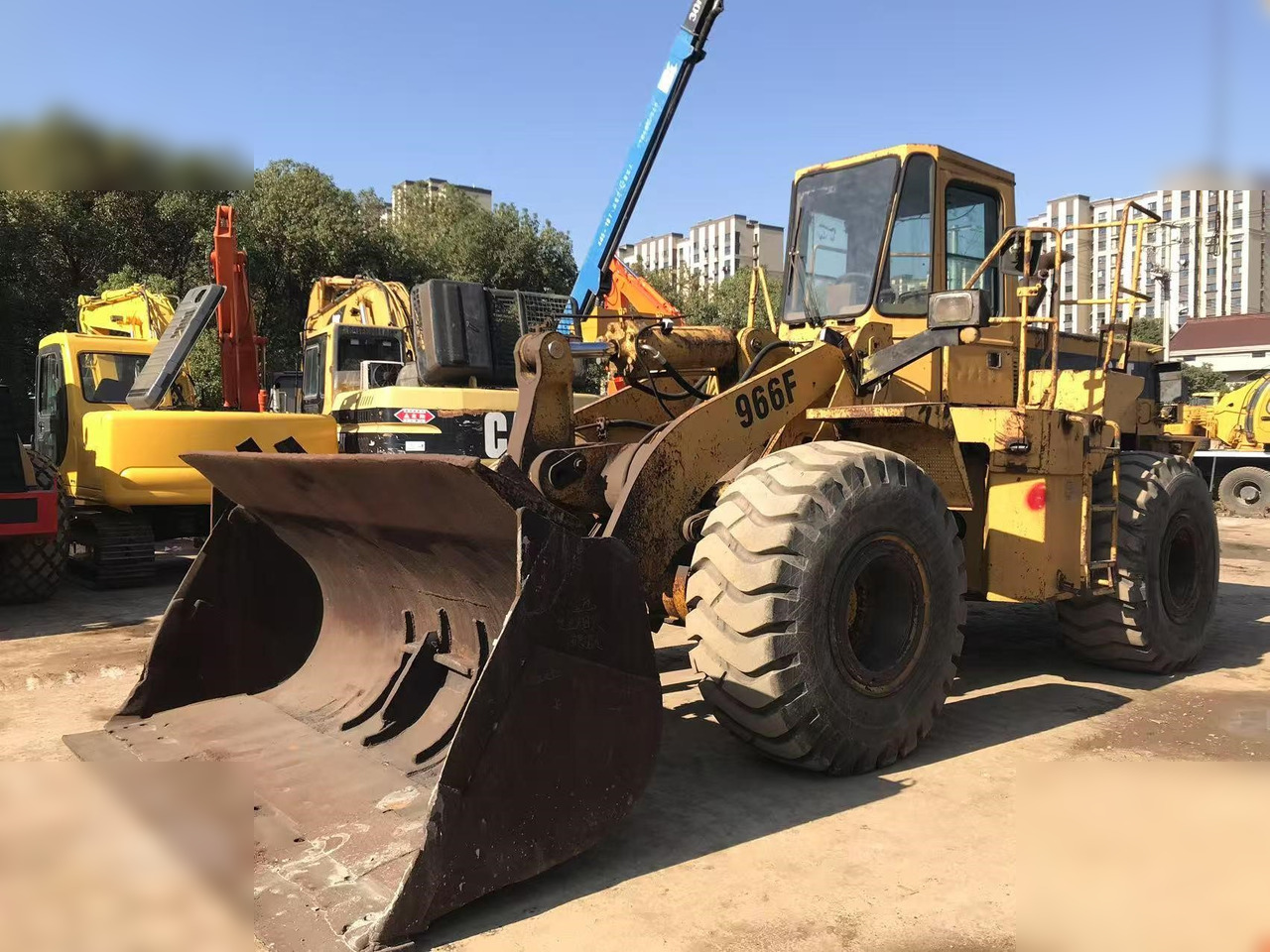 CATERPILLAR 966F I - Utovarivač točkaš: slika 2 CATERPILLAR 966F I - Utovarivač točkaš: slika 2