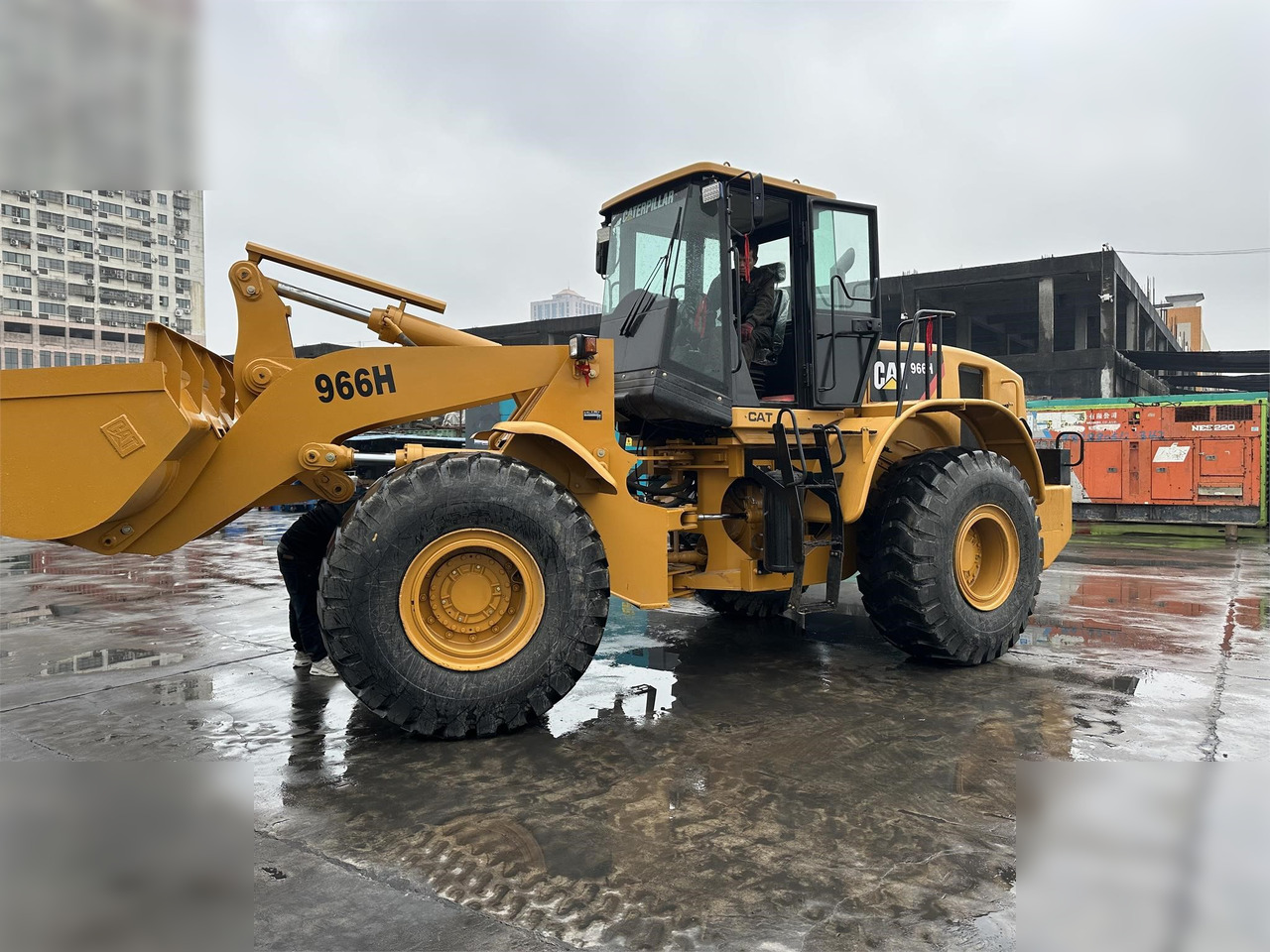 CATERPILLAR 966H - Utovarivač točkaš: slika 4 CATERPILLAR 966H - Utovarivač točkaš: slika 4