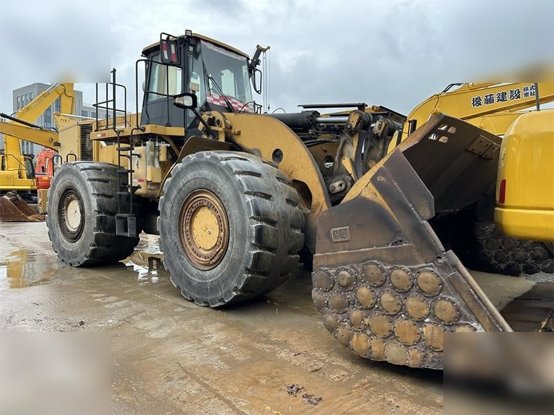 CATERPILLAR 986H - Utovarivač točkaš: slika 2 CATERPILLAR 986H - Utovarivač točkaš: slika 2
