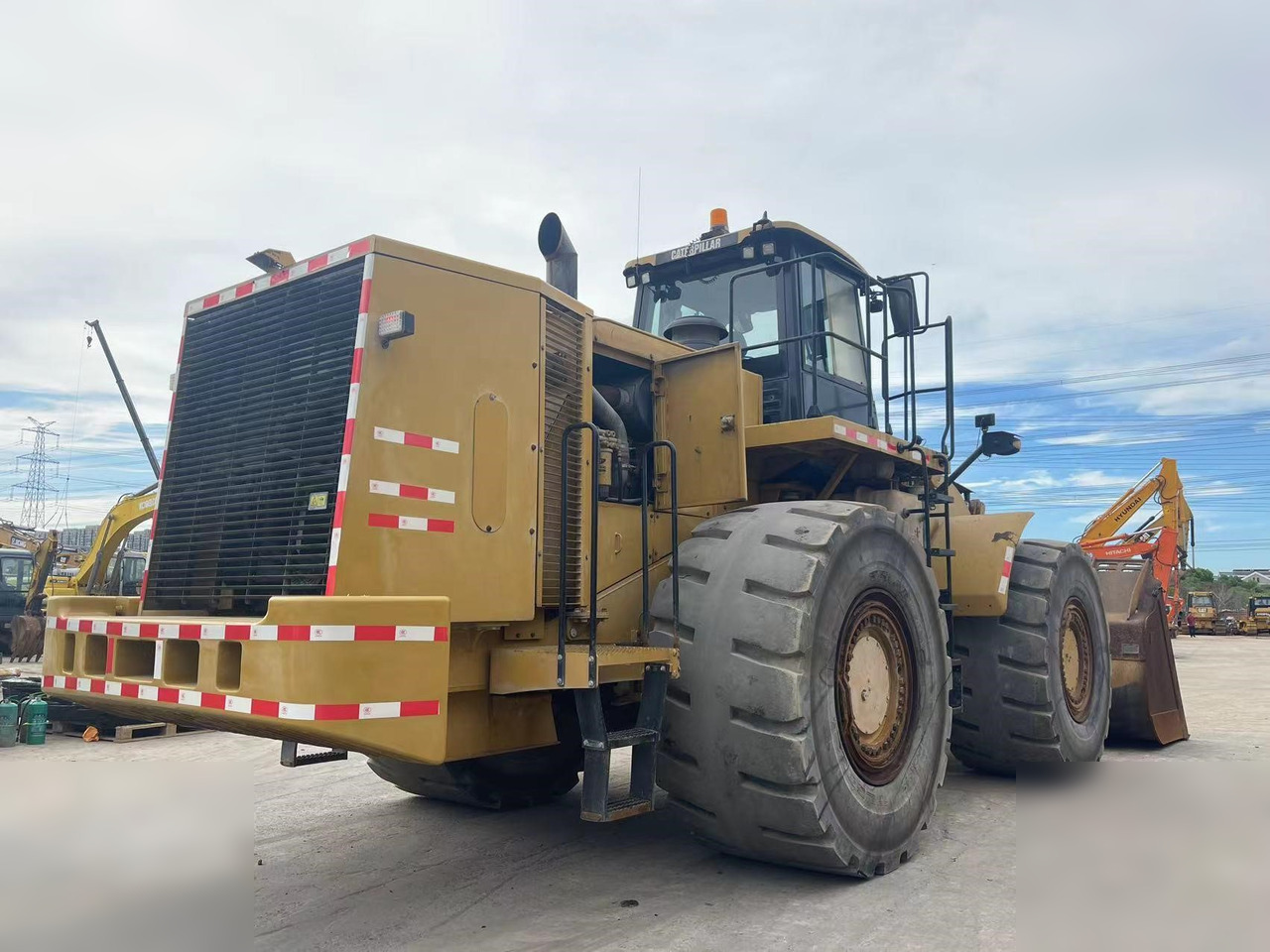 CATERPILLAR 986H - Utovarivač točkaš: slika 2 CATERPILLAR 986H - Utovarivač točkaš: slika 2