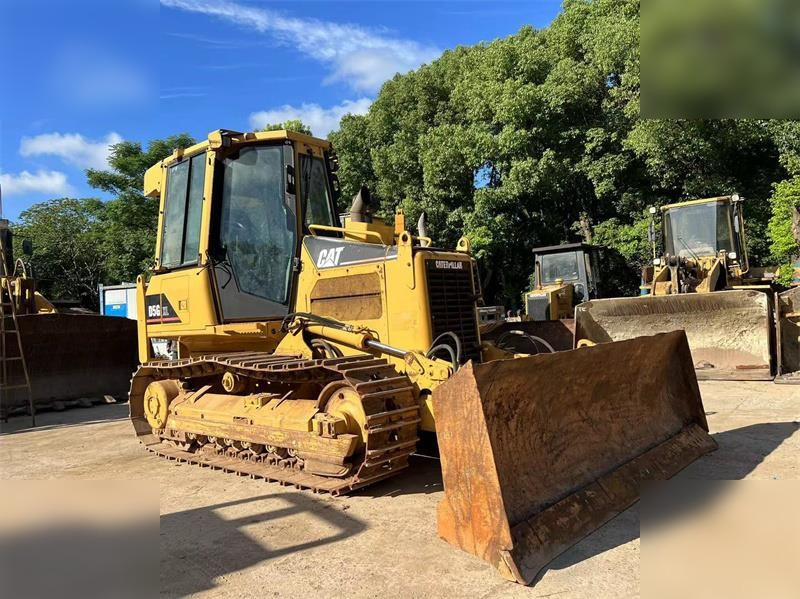 CATERPILLAR D5G XL - Buldožer: slika 3 CATERPILLAR D5G XL - Buldožer: slika 3