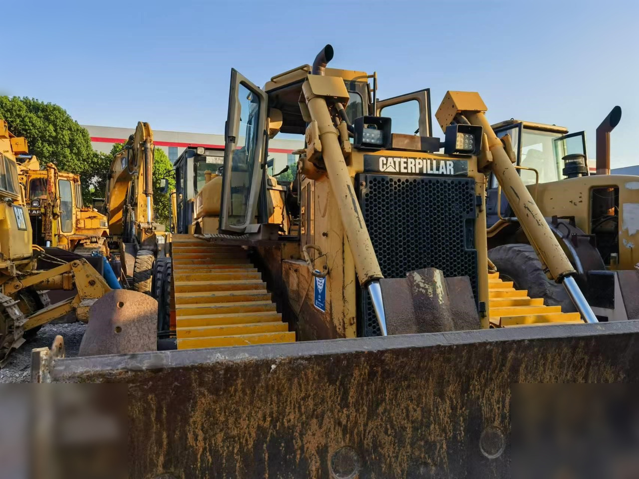 CATERPILLAR D6R LGP - Buldožer: slika 4 CATERPILLAR D6R LGP - Buldožer: slika 4