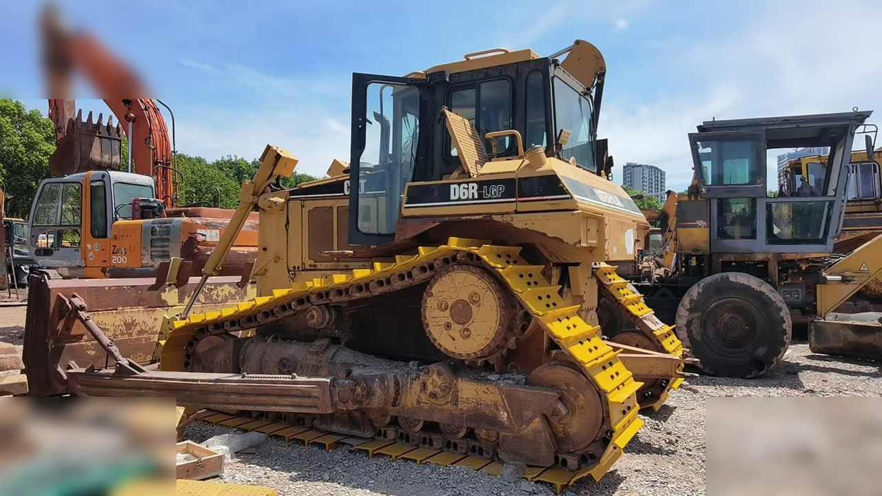 CATERPILLAR D6R LGP - Buldožer: slika 1 CATERPILLAR D6R LGP - Buldožer: slika 1